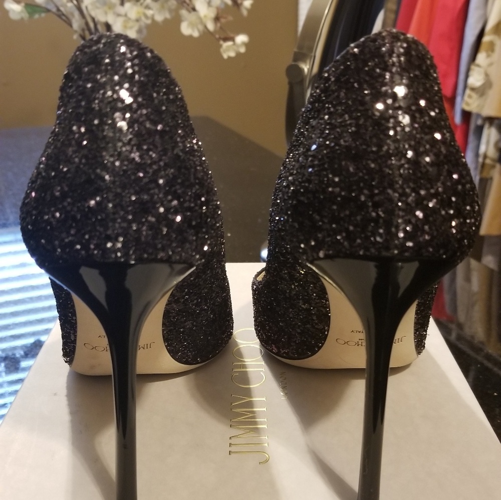 Shoes - Picture 3 of 6